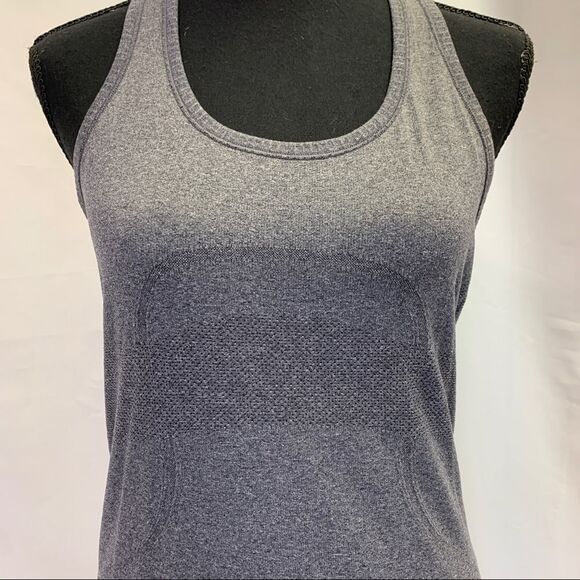 Lululemon swiftly tech racerback tank in Heathered gray size 6 - Picture 4 of 8